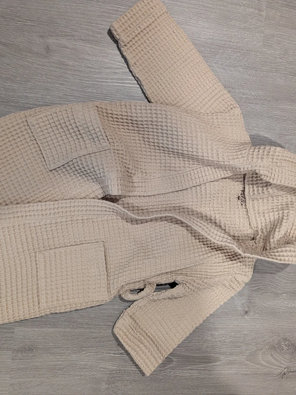 Petite Sophisticate Waffle-Knit Hooded Robe in Beige